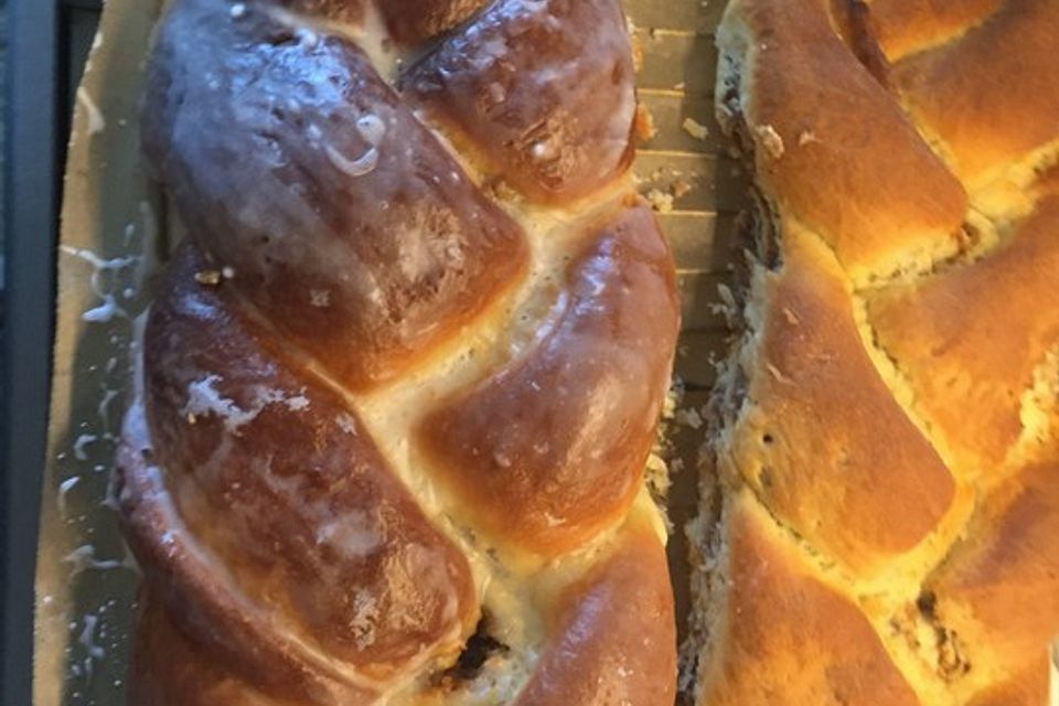 Nussfülle für Nusszöpfe, Nussstollen  oder Nussschnecken