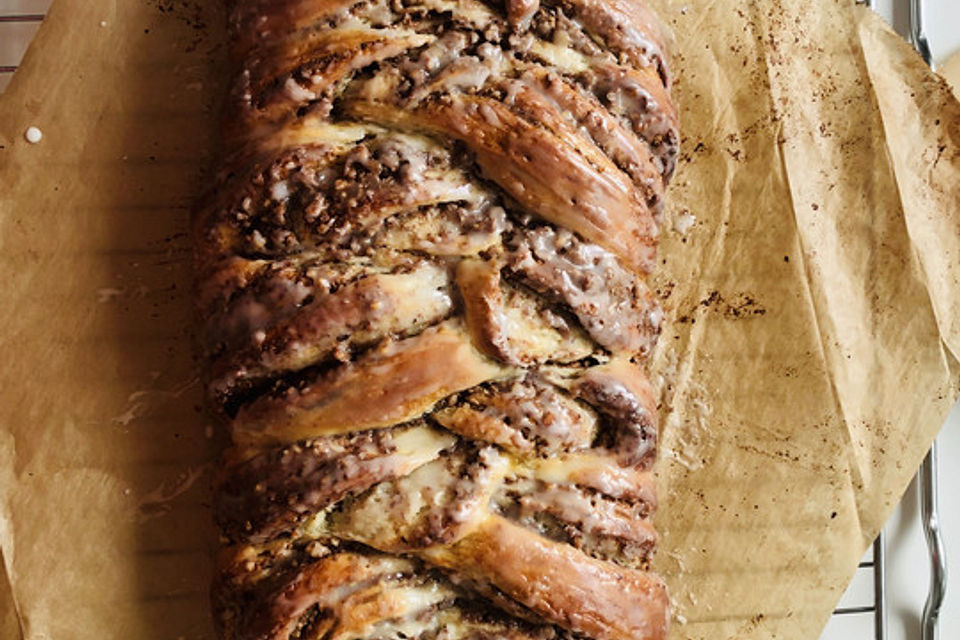 Nussfülle für Nusszöpfe, Nussstollen  oder Nussschnecken