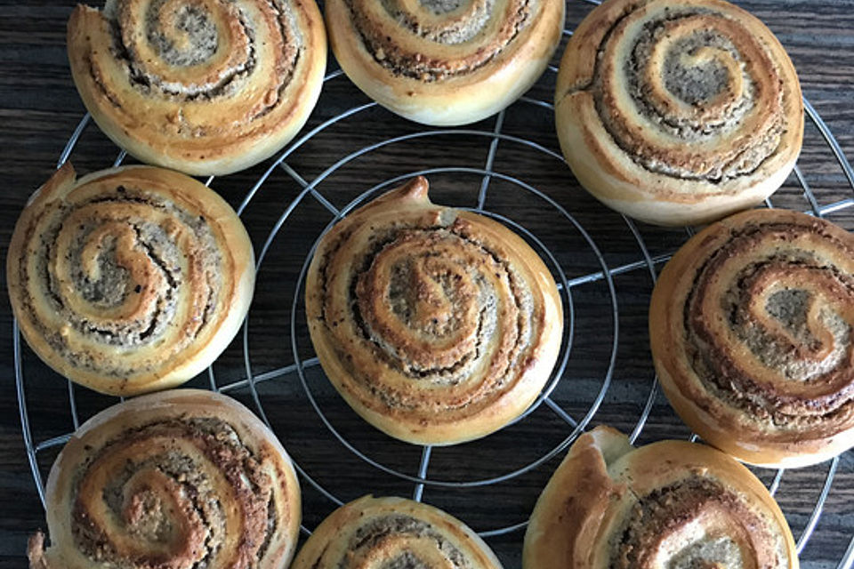 Nussfülle für Nusszöpfe, Nussstollen  oder Nussschnecken