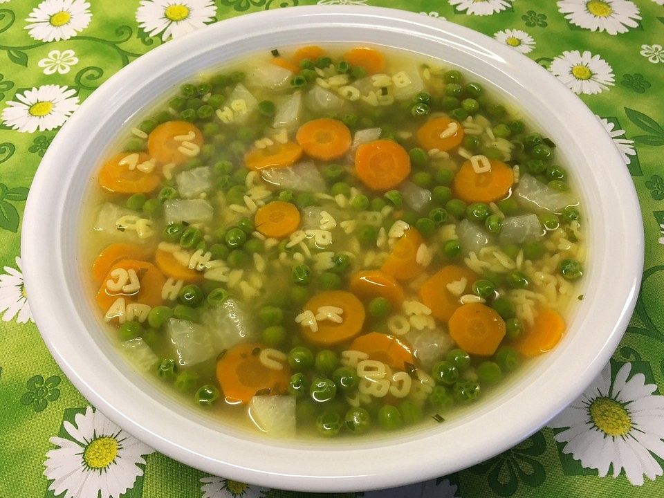Buchstabennudeln-Gemüse-Suppe von McMoe| Chefkoch