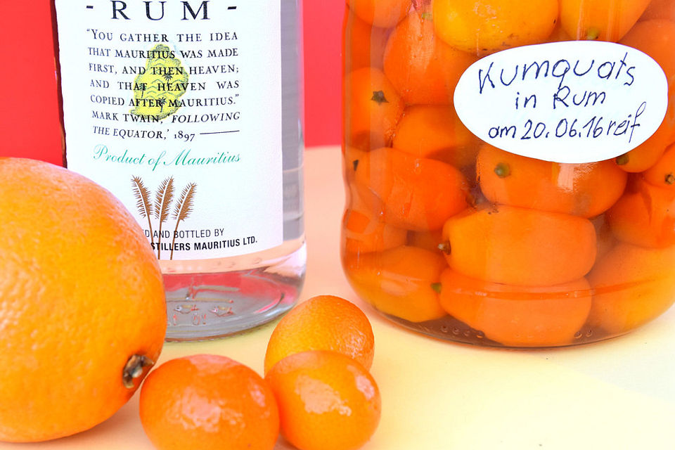 Kumquats in Rum