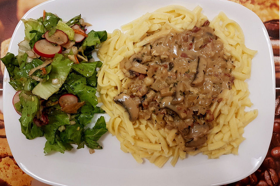 Pilzrahmpfanne mit Champignons