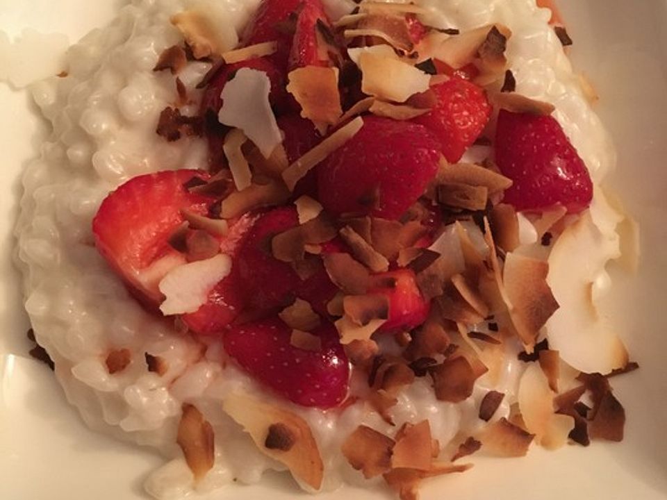 Kokosmilchreis mit marinierten Erdbeeren von Baihu| Chefkoch