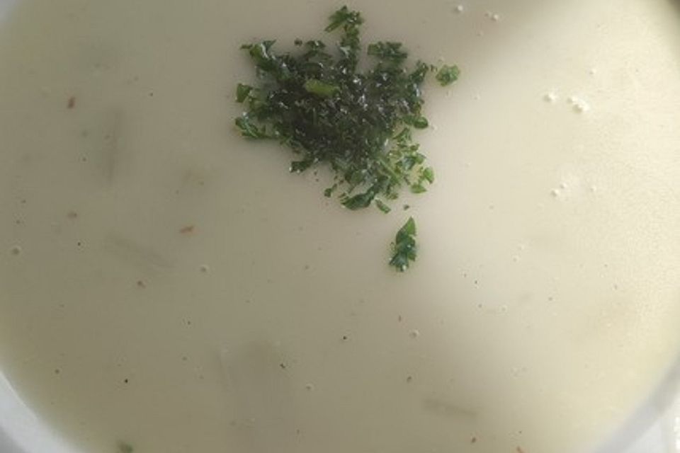 Kays Spargelcremesuppe aus Spargelschalen