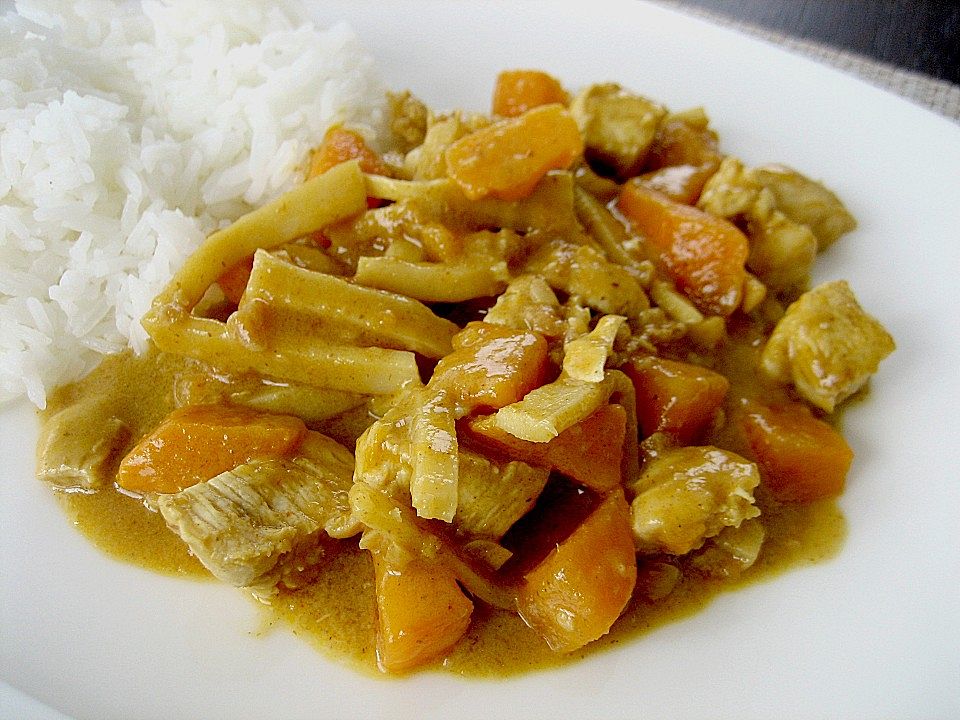 Gäng Gari Gai - Gelber Thai - Curry mit Huhn von tinchen-acryl| Chefkoch