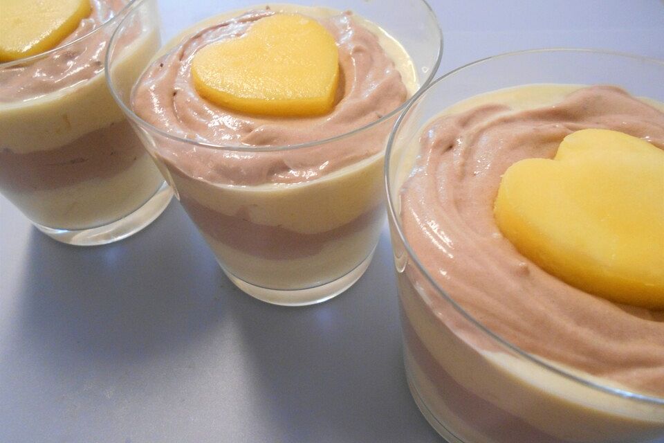 Schoko-Mango-Schichtdessert