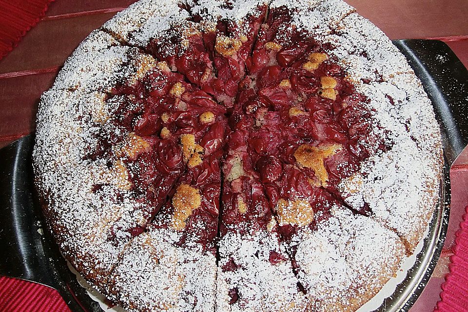 Kirsch - Schokokuchen mit Nüssen