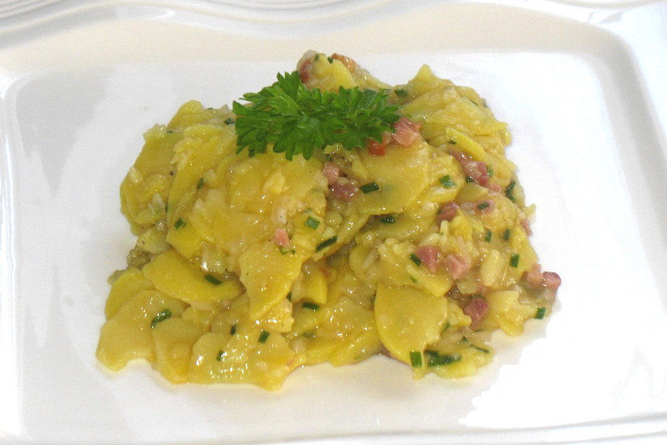 Frankfurter Kartoffelsalat  warm