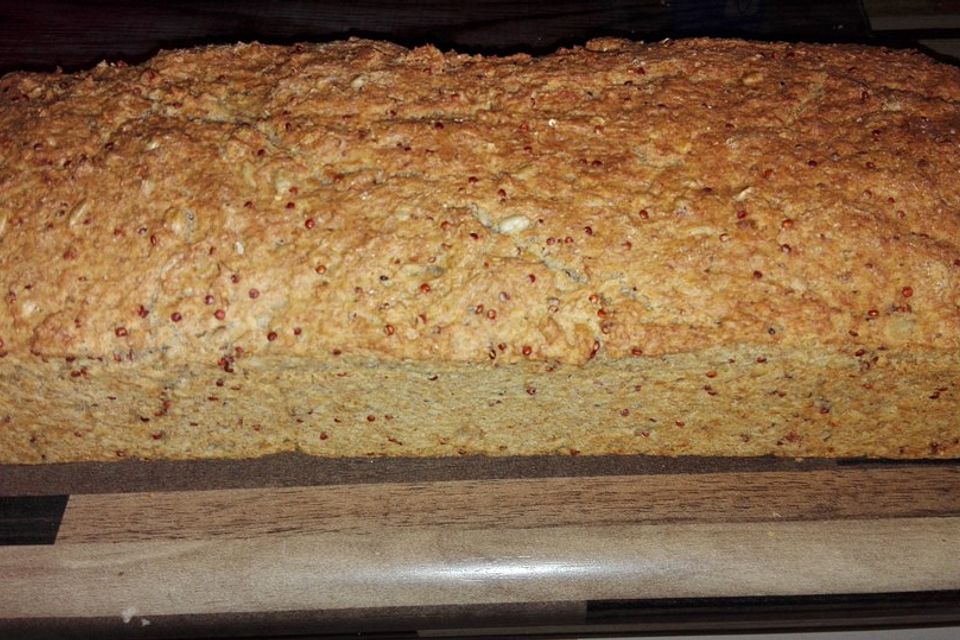 Vollkorn-Dinkelbrot mit Sauerteig