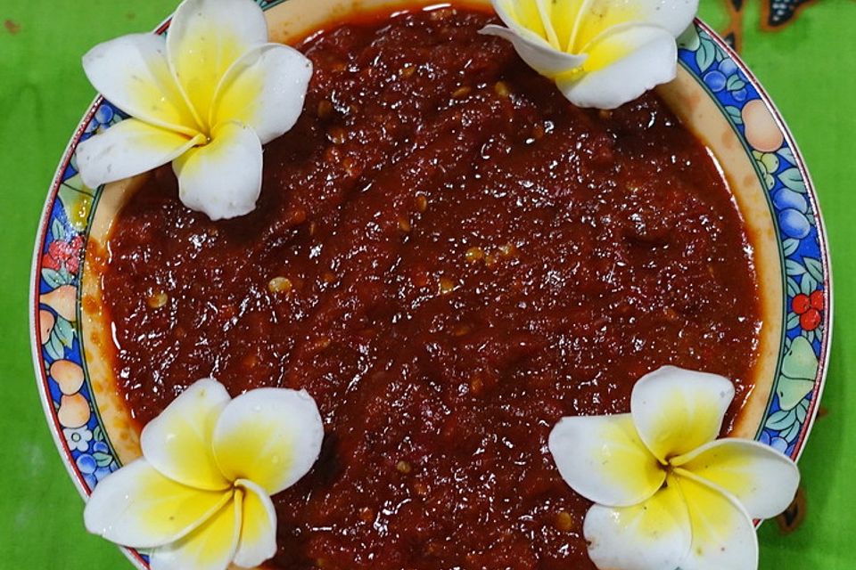 Sambal merah khas Taman Griya