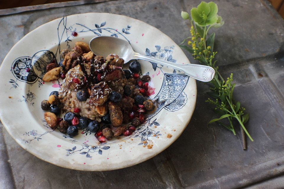 Veganes Buchweizen-Porridge