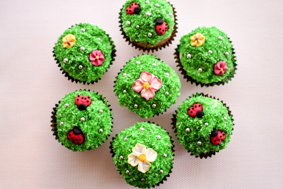 Blumenwiesen-Muffins für den Kindergeburtstag