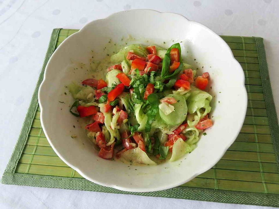 Gurken-Paprika-Salat von Juulee| Chefkoch