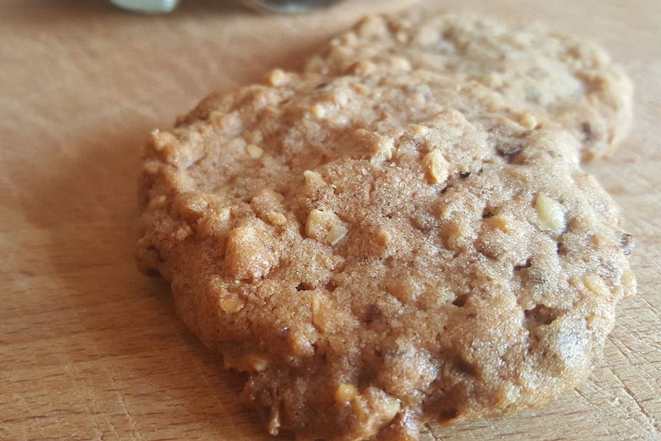 Chocolate Cookies mit Haselnüssen