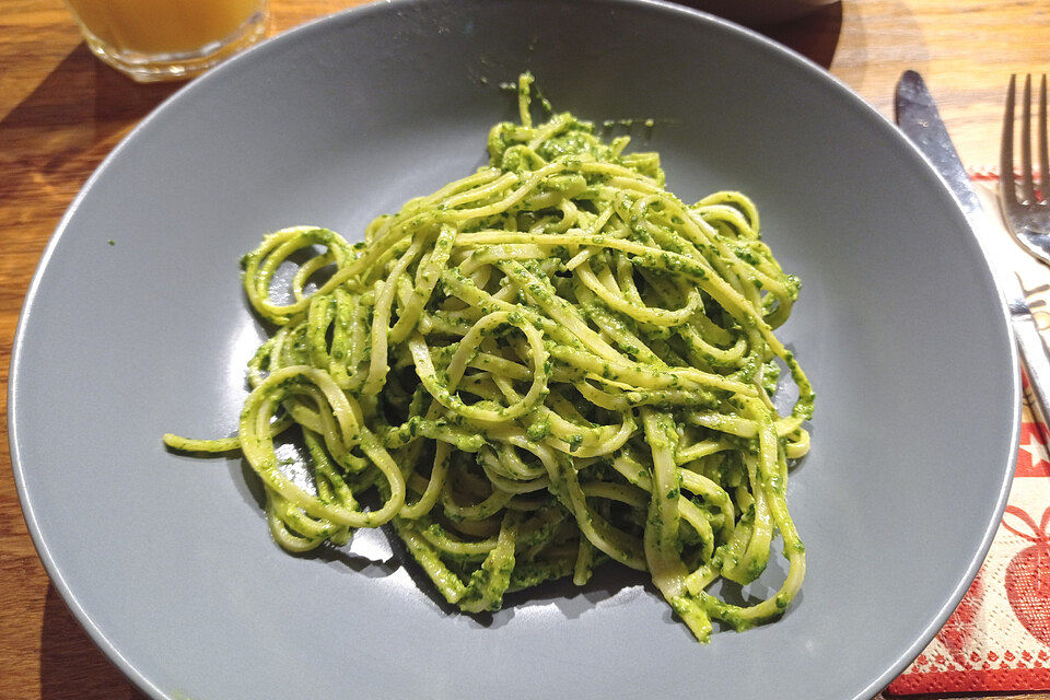 Mangold-Pesto