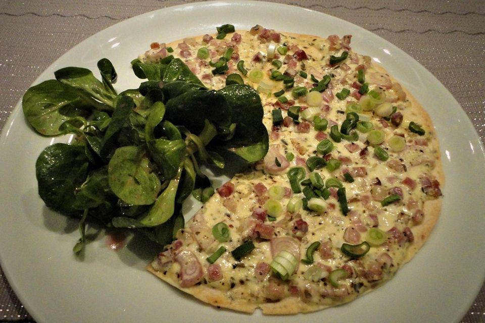 Flammkuchen mit Tortilla-Wrap