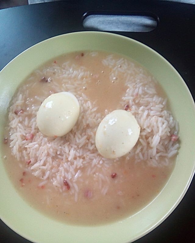 Saure Eier mit Reis