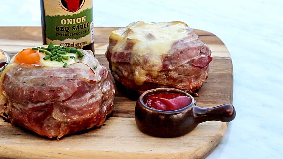 Beer Can Bacon Burger von Esslust