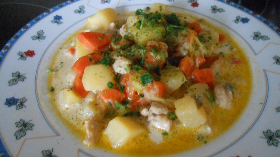 Hähncheneintopf mit Lauch und Kartoffeln von jhin Hähncheneintopf mit Lauch und Kartoffeln von jhin