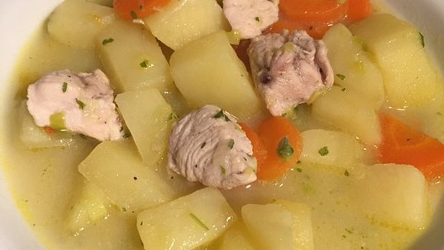 Hähncheneintopf mit Lauch und Kartoffeln von jhin Hähncheneintopf mit Lauch und Kartoffeln von jhin