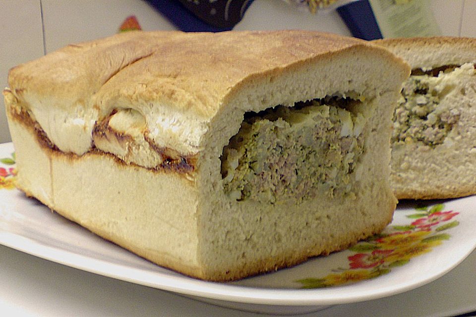 Gefülltes Weißbrot