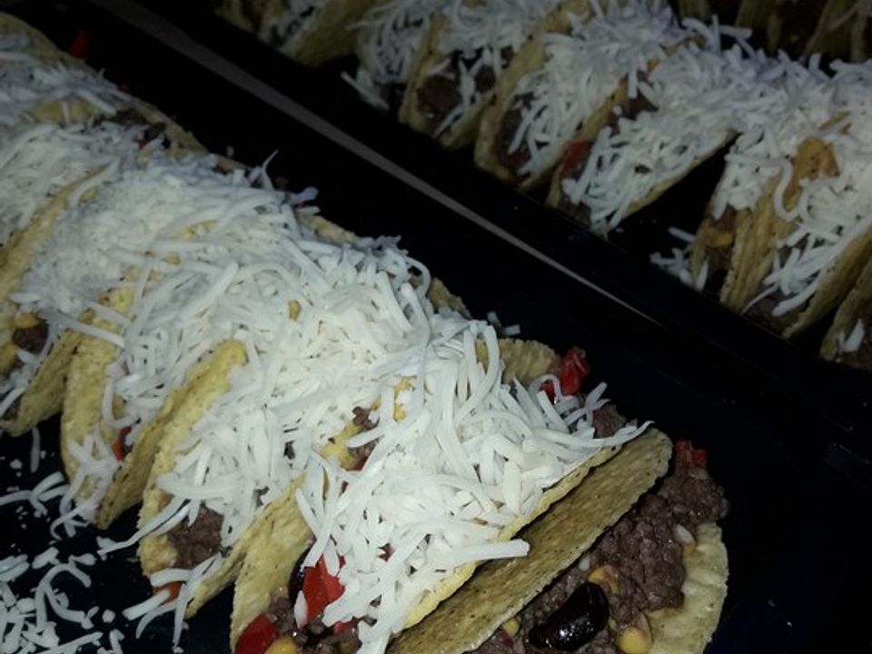 Tacos mit Hackfleisch und Schafskäsecreme von HullaHupp| Chefkoch