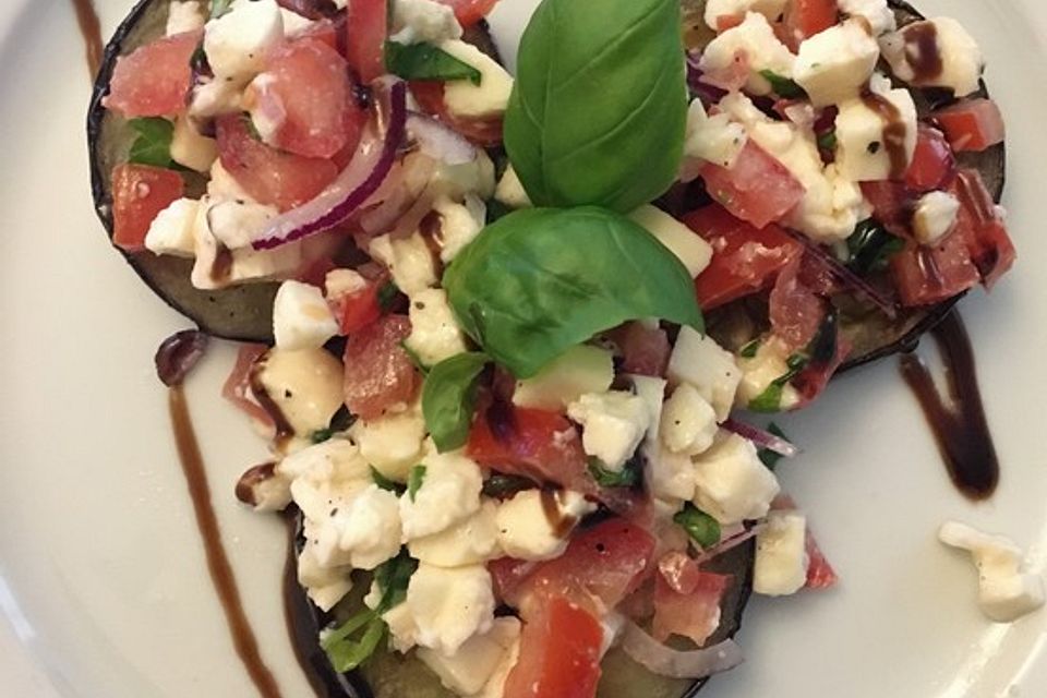 Low-Carb Bruschetta mit Auberginen