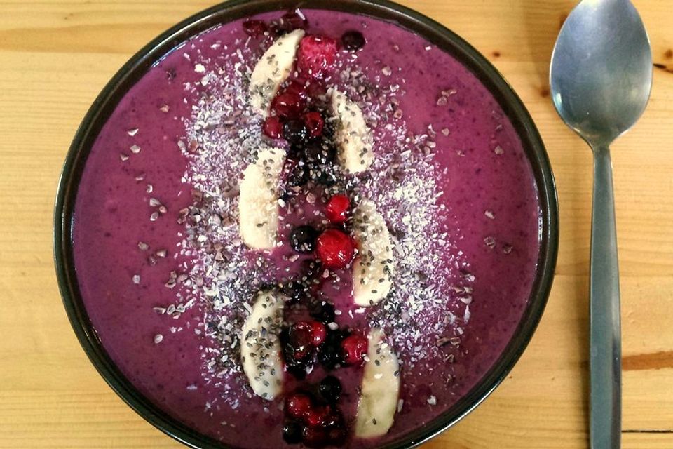 Beeren-Smoothie-Bowl