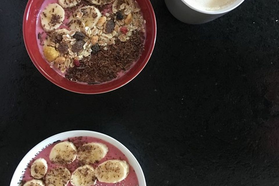 Beeren-Smoothie-Bowl