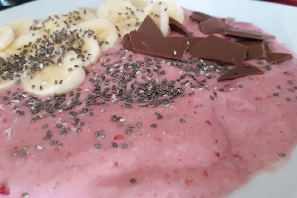 Beeren-Smoothie-Bowl