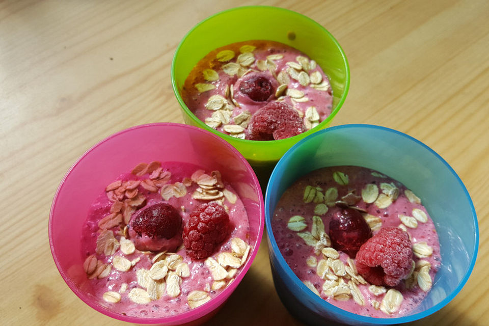 Beeren-Smoothie-Bowl