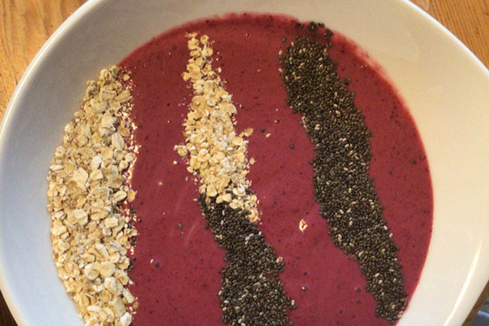 Beeren-Smoothie-Bowl