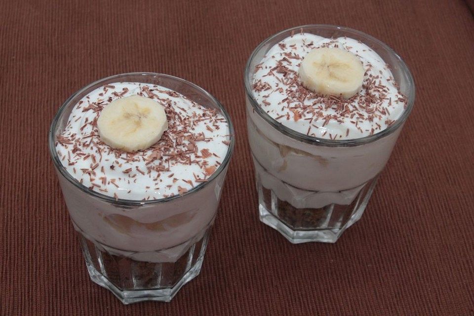 Bananen-Dessert im Glas