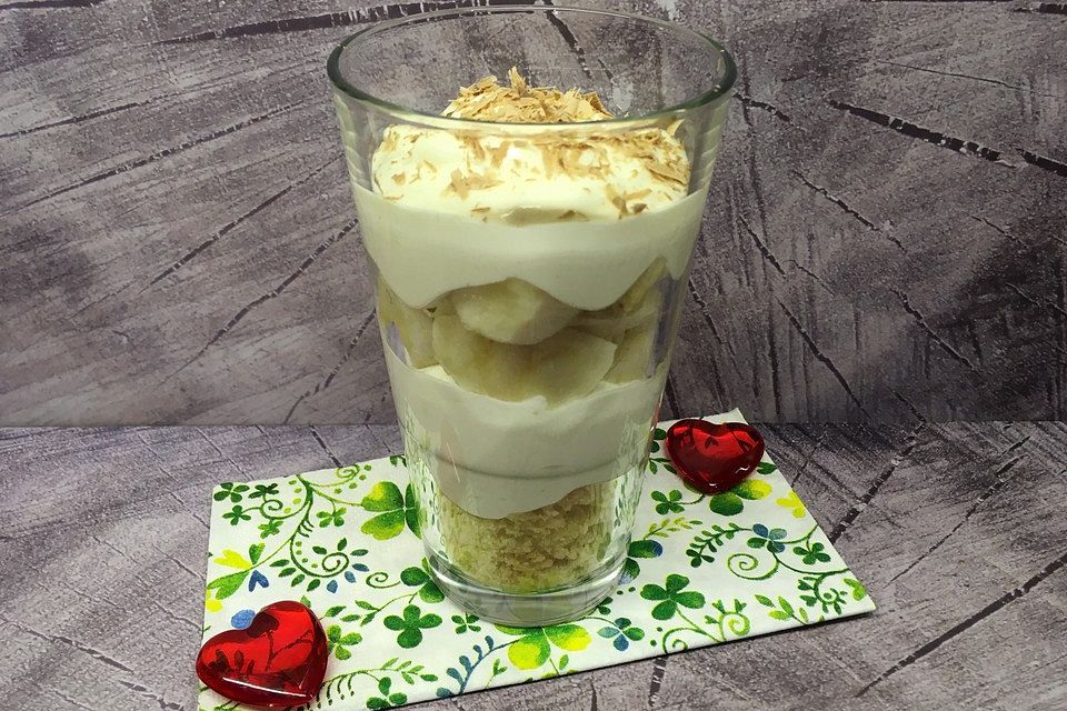 Bananen-Dessert im Glas