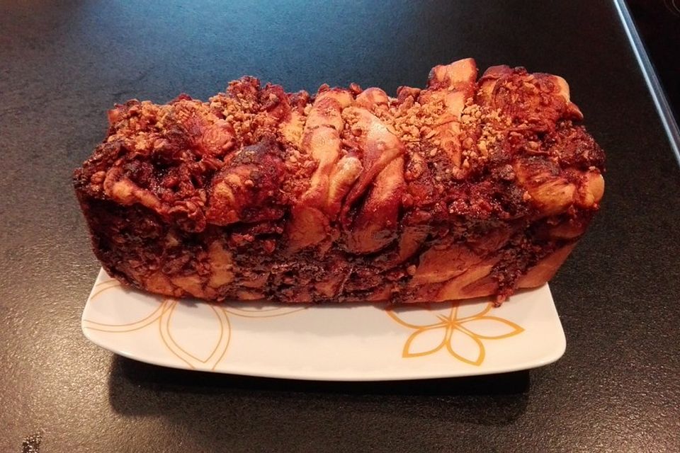 Snickers Pull Apart Cake Snickers Pull Apart Cake