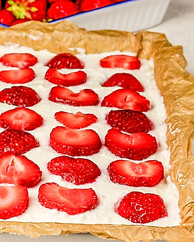 Schneller Erdbeer-Quarkkuchen