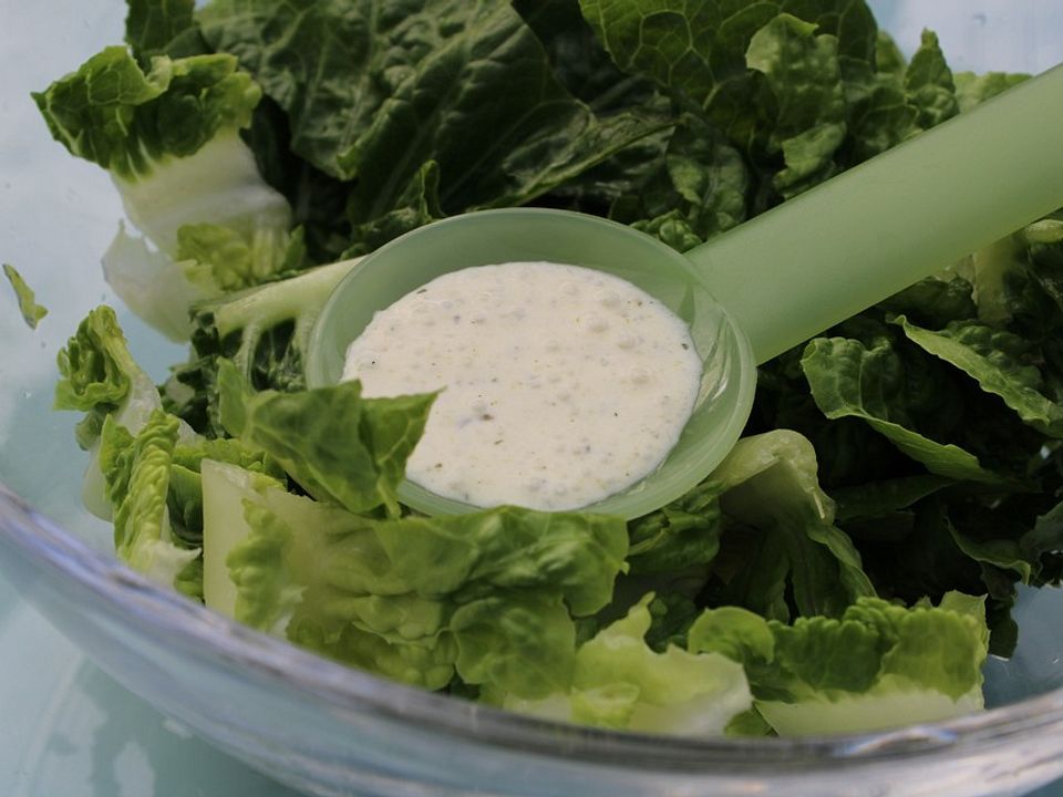 Salatsoße mit Sahne und Balsamicoessig von xl3annaxl3| Chefkoch