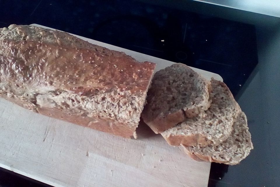 Dinkel-Nuss-Brot