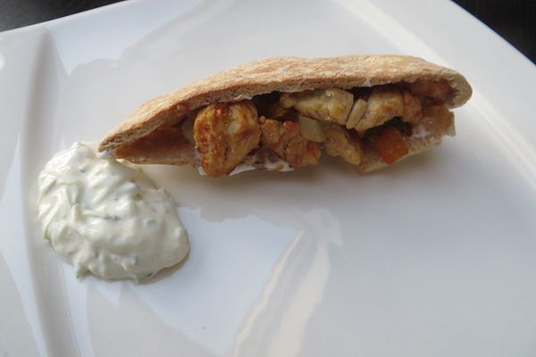 Gefüllte Pitataschen mit Tzatziki von JOSIE68 | Chefkoch