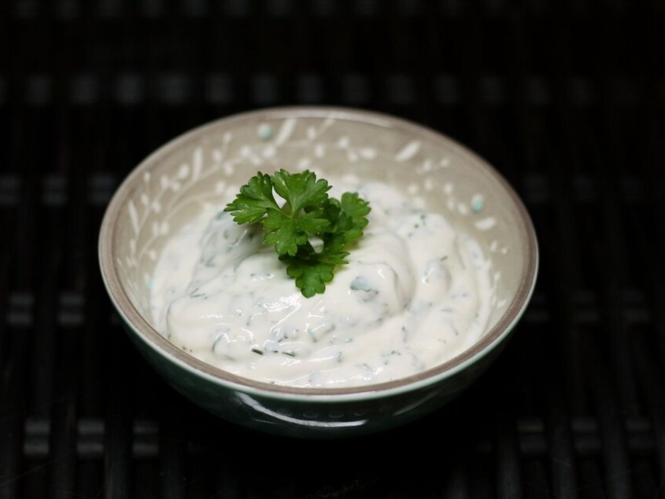 Kräuter-Crème fraîche von Hangloose284 | Chefkoch Kräuter-Crème fraîche von Hangloose284 | Chefkoch