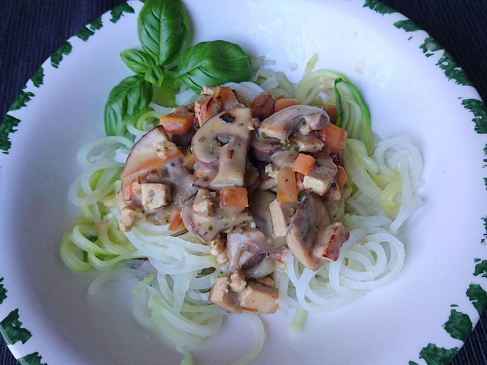 Kohlrabinudeln Mit Gemusesosse Von Alexli209 Chefkoch 