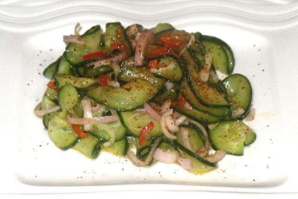 Pikanter Gurkensalat à la Gabi