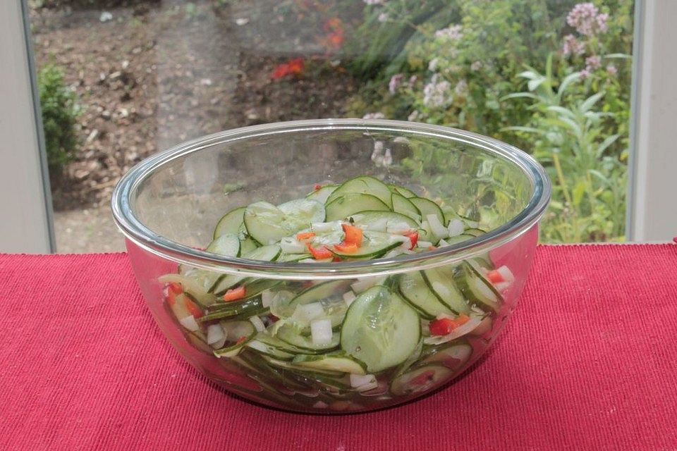 Pikanter Gurkensalat à la Gabi