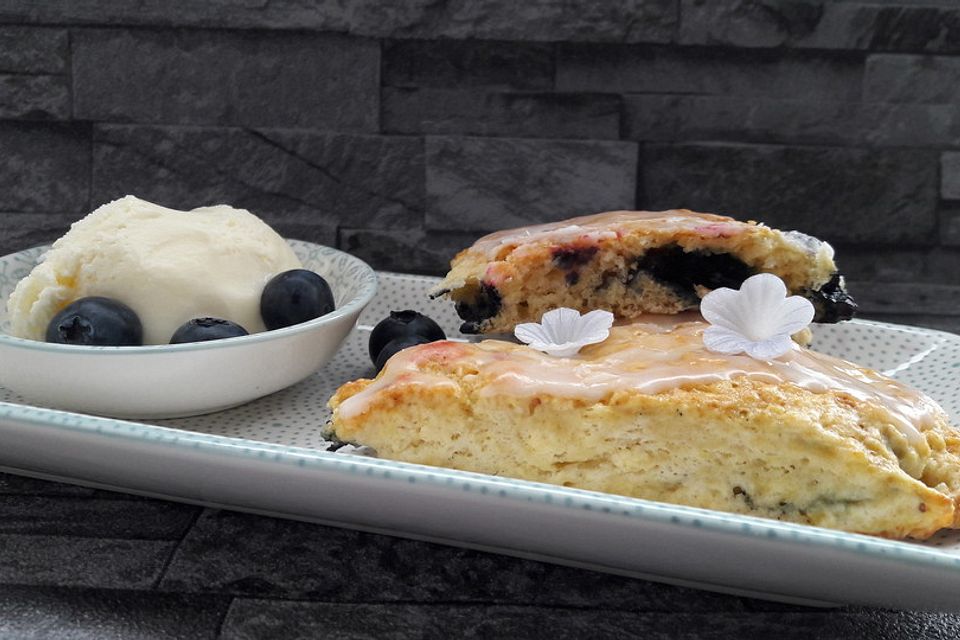 Blueberry-Ricotta-Scones