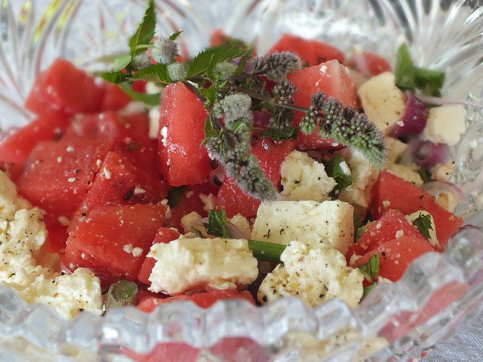 Melonen-Feta-Salat mit Lauchzwiebeln von Goldan77 | Chefkoch