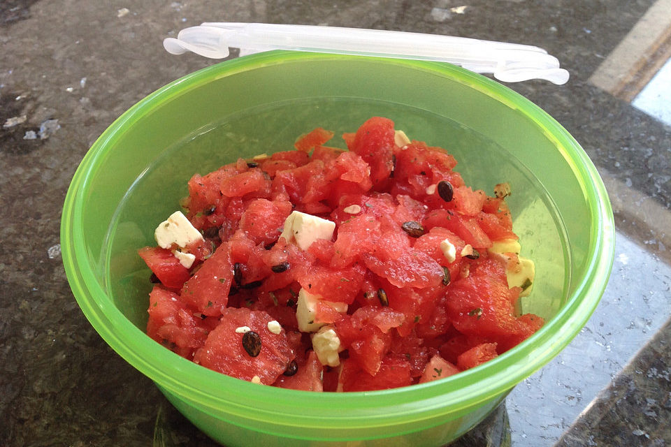 Melonen-Feta-Salat mit Lauchzwiebeln