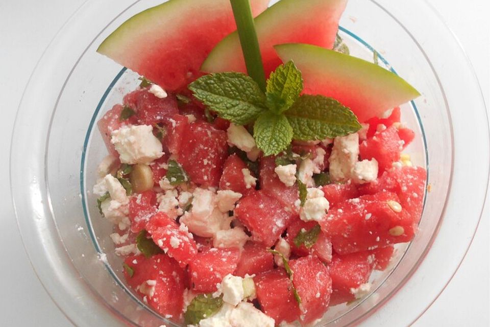 Melonen-Feta-Salat mit Lauchzwiebeln