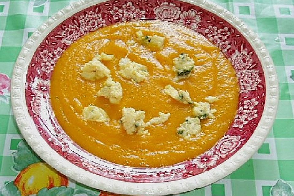 Karottensuppe mit Kräuter - Eierstich