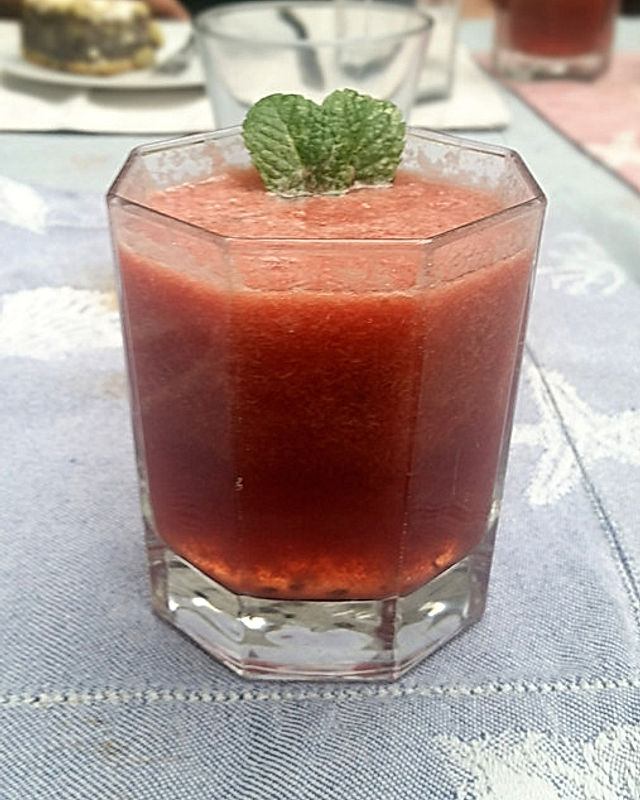 Roter Sommersmoothie