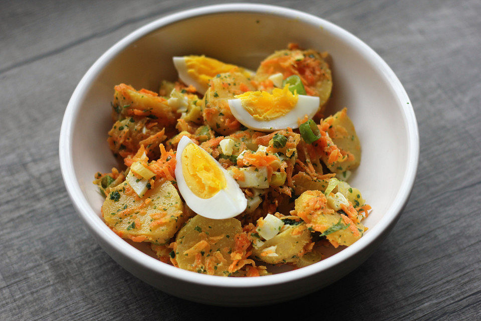 Kartoffelsalat mit Ei, ohne Mayonnaise